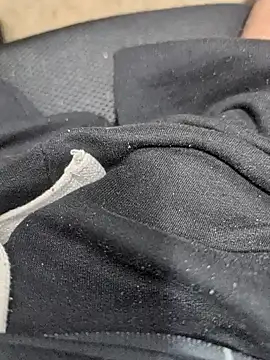 Calavera2001 online show from November 10, 2025, 5:17 am