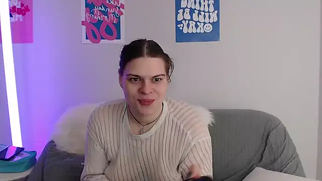 Dona Mafia online show from December 17, 2025, 11:22 pm