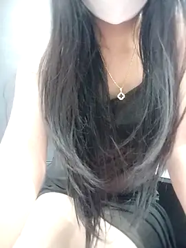   Anna    online show from November 25, 2025, 8:03 am