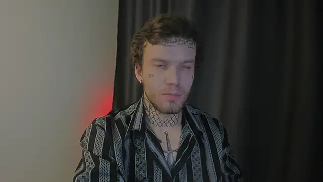 Huntall77 online show from December 3, 2025, 4:49 pm