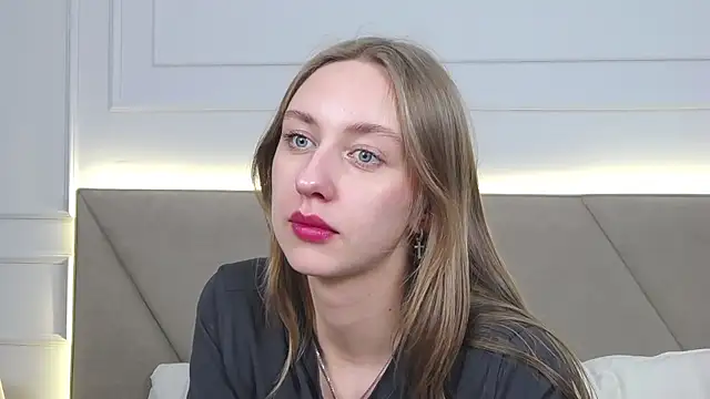 Snapshot of RachaelCute chatting on November 10, 2025, 8:57 am RachaelCute online show from November 10, 2025, 8:57 am