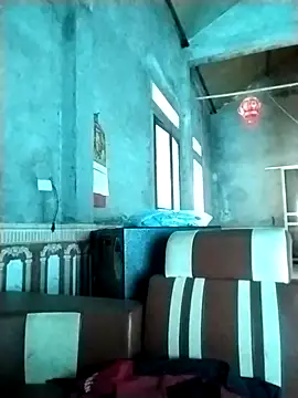 m-mbae online show from December 3, 2025, 2:52 am