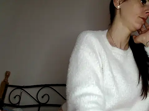 MissyDior8 online show from November 18, 2025, 6:07 am