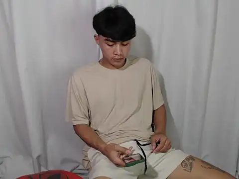 Snapshot of Mr_dave05 chatting on November 11, 2025, 12:49 pm Mr dave05 online show from November 11, 2025, 12:49 pm