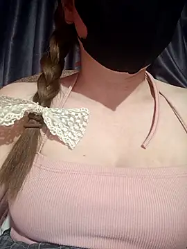 Snapshot of MiHeni chatting on March 30, 2026, 4:52 pm MiHeni online show from March 30, 2026, 4:52 pm