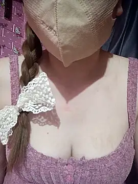 Snapshot of MiHeni chatting on April 11, 2026, 5:06 pm MiHeni online show from April 11, 2026, 5:06 pm