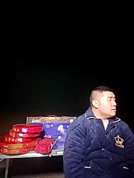 Snapshot of KAIKAI-888 chatting on November 22, 2025, 12:15 pm KAIKAI-888 online show from November 22, 2025, 12:15 pm