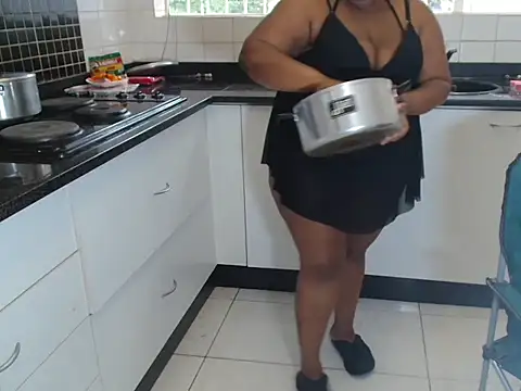 Snapshot of ChoklitBerry chatting on November 26, 2025, 9:43 am ChoklitBerry online show from November 26, 2025, 9:43 am