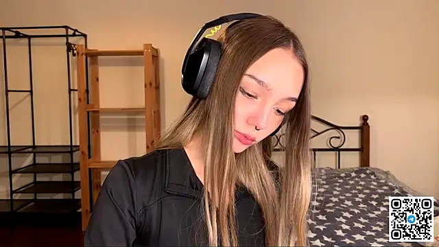 HoaPatton online show from November 21, 2025, 11:09 am