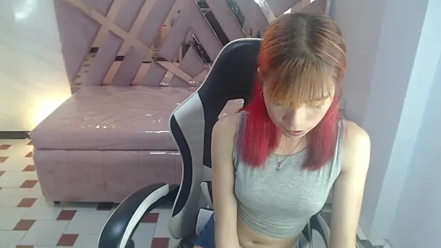 Snapshot of Sweet_Kitty_v chatting on November 20, 2025, 1:28 am Sweet Kitty v online show from November 20, 2025, 1:28 am