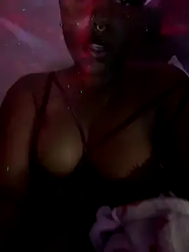 Snapshot of TheFuckFairy chatting on November 21, 2025, 4:22 am TheFuckFairy online show from November 21, 2025, 4:22 am