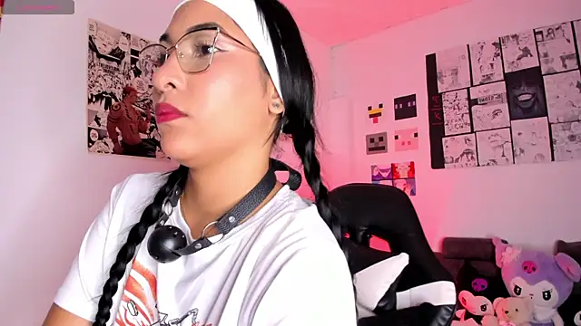 lilithDraven  online show from April 15, 2026, 10:54 pm