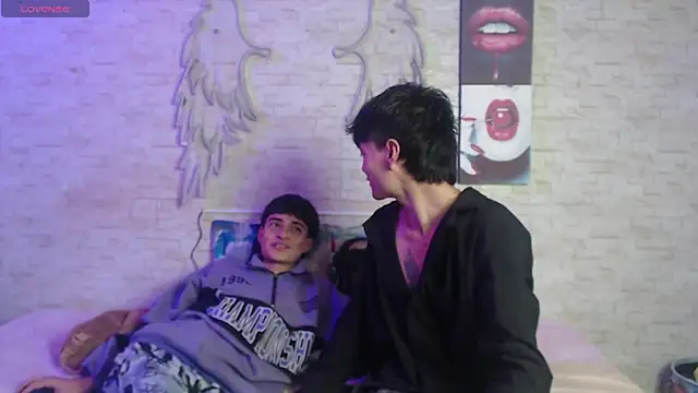 Snapshot of axel_milo_kairo_and_noa chatting on December 19, 2025, 3:41 pm axel milo kairo and noa online show from December 19, 2025, 3:41 pm