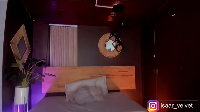 Velvet Dreamss online show from March 12, 2026, 12:00 pm