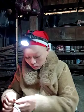 girl-hot2x online show from February 17, 2026, 1:24 am