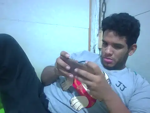 Snapshot of josecamsex27 chatting on November 15, 2025, 4:21 am josecamsex27 online show from November 15, 2025, 4:21 am