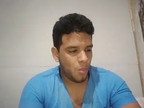 Snapshot of josecamsex27 chatting on December 20, 2025, 4:30 am josecamsex27 online show from December 20, 2025, 4:30 am