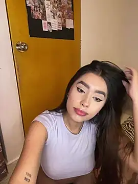 lauren clauz online show from April 8, 2026, 11:16 pm