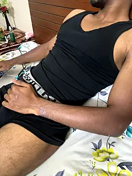 secret-boy12 online show from November 14, 2025, 10:58 am