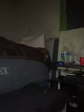 wearefreaks08 online show from February 8, 2026, 11:57 am