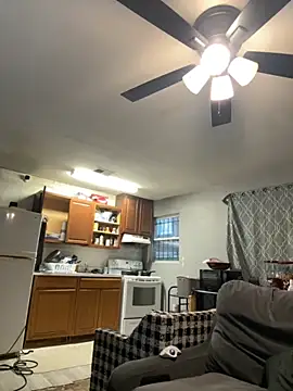 wearefreaks08 online show from April 9, 2026, 11:10 pm