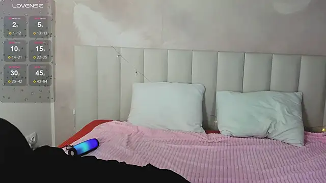 Lina Moony online show from January 10, 2026, 8:49 am