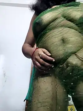 Hot-ruma online show from November 18, 2025, 2:17 am