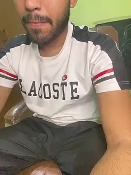 hotyyyyjonny online show from April 8, 2026, 6:57 am