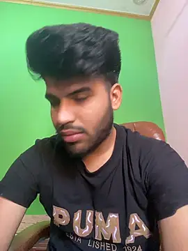 Snapshot of hotyyyyjonny chatting on May 18, 2026, 3:13 am hotyyyyjonny online show from May 18, 2026, 3:13 am