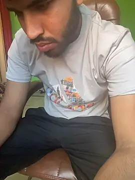 Snapshot of hotyyyyjonny chatting on May 21, 2026, 3:57 am hotyyyyjonny online show from May 21, 2026, 3:57 am