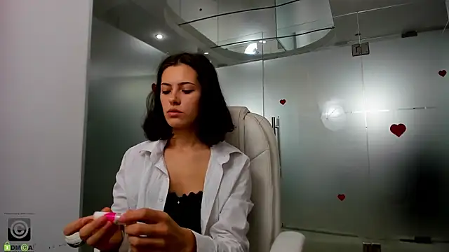 anna firee online show from November 24, 2025, 7:08 am