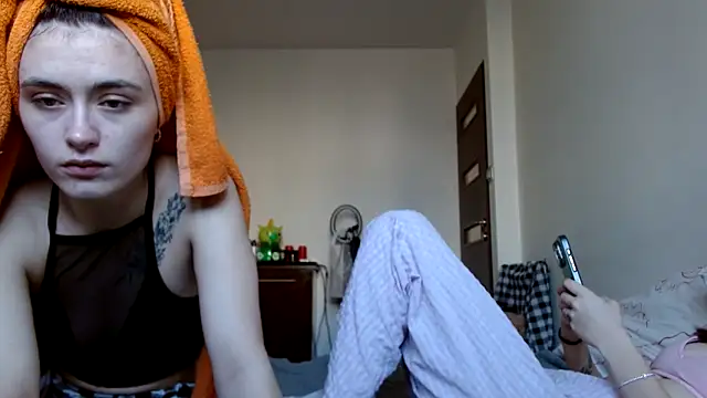 Snapshot of VenesuelaXq chatting on November 28, 2025, 11:02 am VenesuelaXq online show from November 28, 2025, 11:02 am