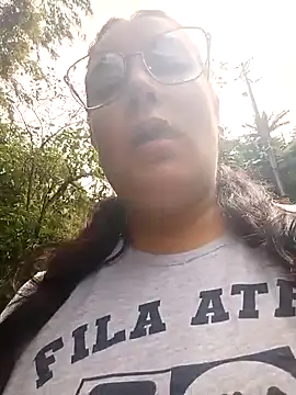 SaloGray8 online show from April 15, 2026, 2:24 pm