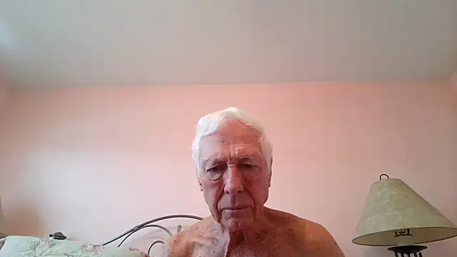 Snapshot of capttp chatting on February 3, 2026, 3:50 pm capttp online show from February 3, 2026, 3:50 pm