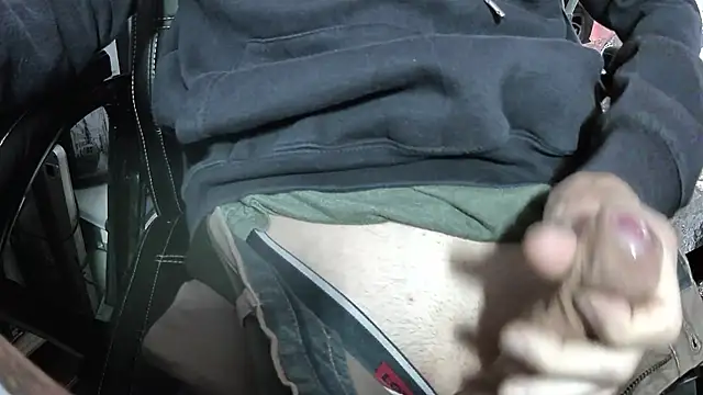 Chrisatmiami online show from November 17, 2025, 8:20 am