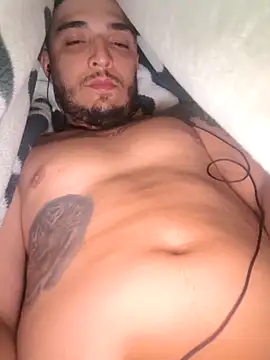 mohamedkarimm online show from December 3, 2025, 5:59 am