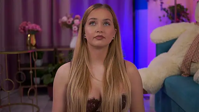 Snapshot of ElyssawetXX chatting on January 15, 2026, 7:28 pm ElyssawetXX online show from January 15, 2026, 7:28 pm