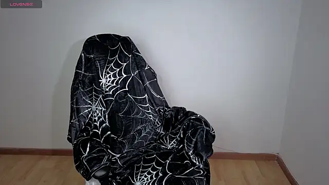 Snapshot of Melody_Ghot chatting on March 10, 2026, 2:33 pm Melody Ghot online show from March 10, 2026, 2:33 pm