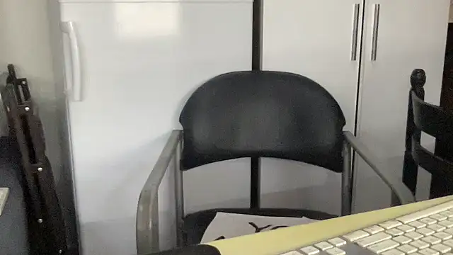 coach-karl online show from November 21, 2025, 12:37 pm