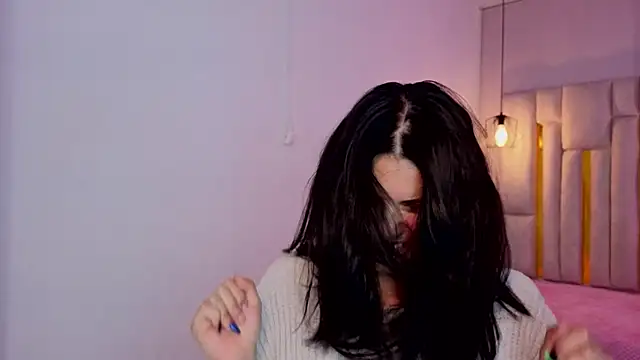 Brandy collinss online show from April 15, 2026, 11:39 am