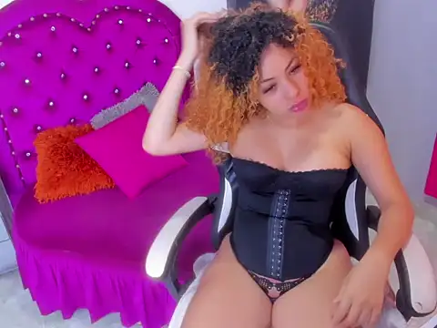 beby doll22 online show from November 28, 2025, 11:24 am