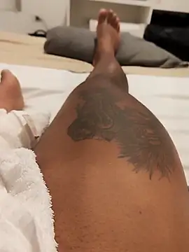 Zepouvinho online show from December 3, 2025, 3:36 am