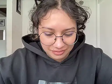 Snapshot of Dreana chatting on February 23, 2026, 4:15 pm Dreana online show from February 23, 2026, 4:15 pm