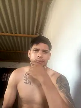 Snapshot of Purry_14 chatting on November 26, 2025, 3:13 pm Purry 14 online show from November 26, 2025, 3:13 pm