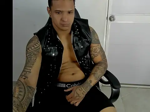 master leather online show from March 3, 2026, 3:45 am