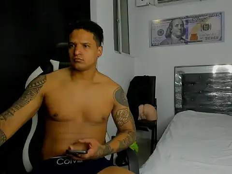 master leather online show from March 18, 2026, 6:16 am