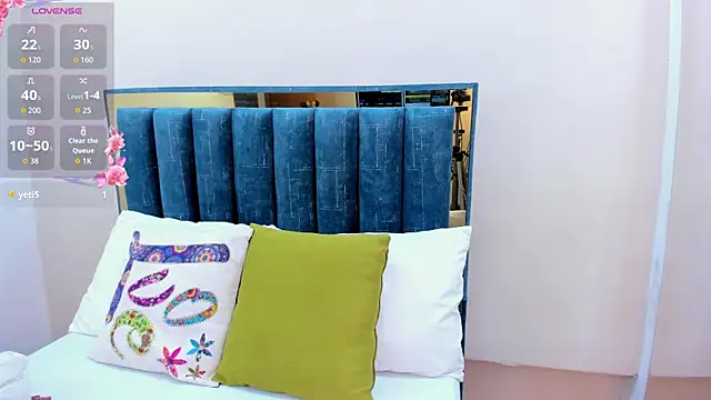 Maray Lous online show from April 13, 2026, 8:47 pm