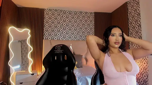 Snapshot of Joselyn_tay chatting on July 19, 2026, 1:15 pm Joselyn tay online show from July 19, 2026, 1:15 pm