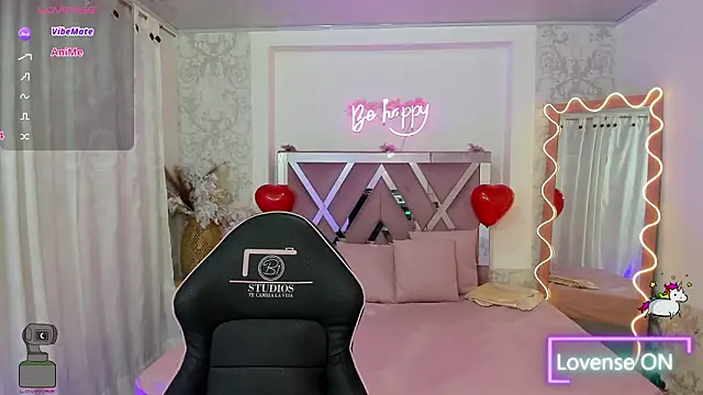 ISABELA TAY online show from February 16, 2026, 11:39 am