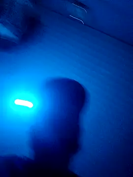 hotguy71000 online show from November 21, 2025, 7:56 pm